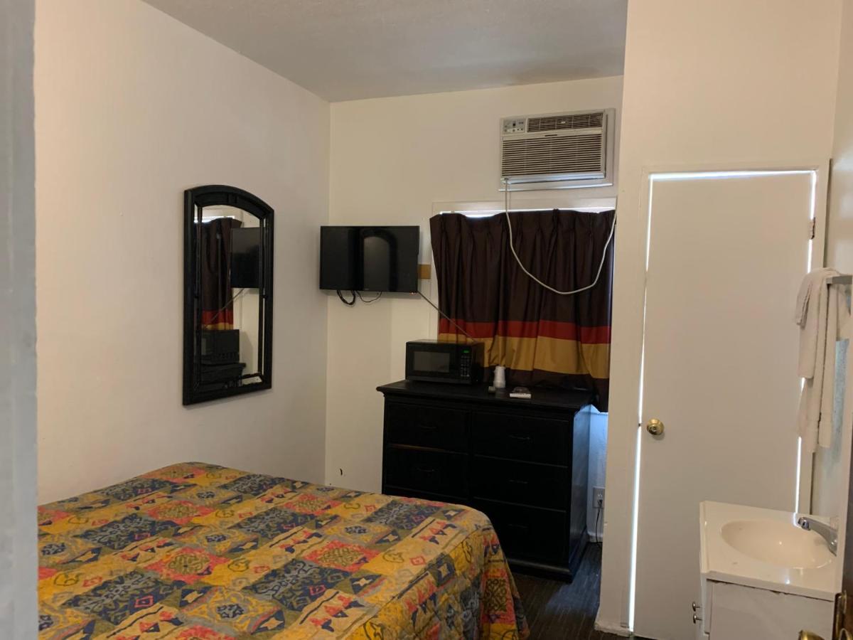 Encore Inn Инглвуд Экстерьер фото