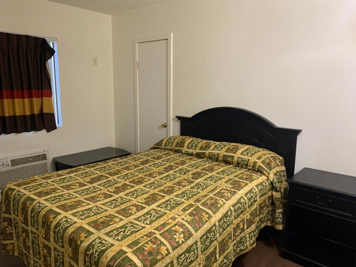 Encore Inn Инглвуд Экстерьер фото