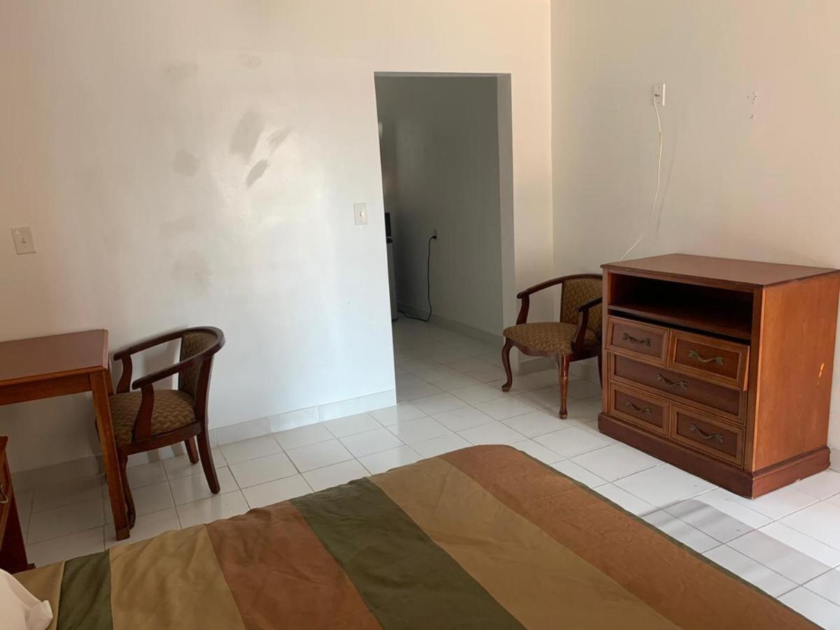 Encore Inn Инглвуд Экстерьер фото