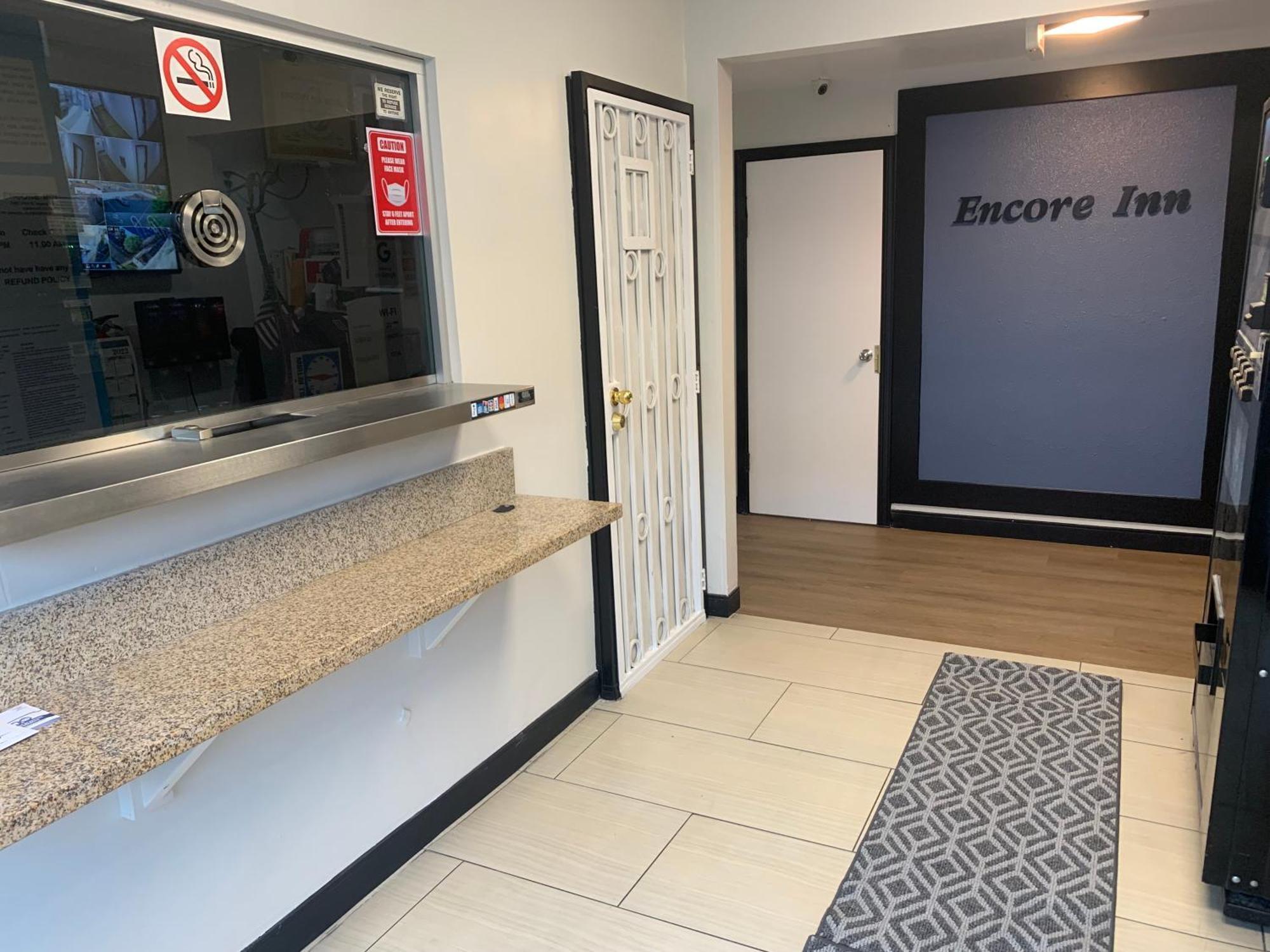 Encore Inn Инглвуд Экстерьер фото